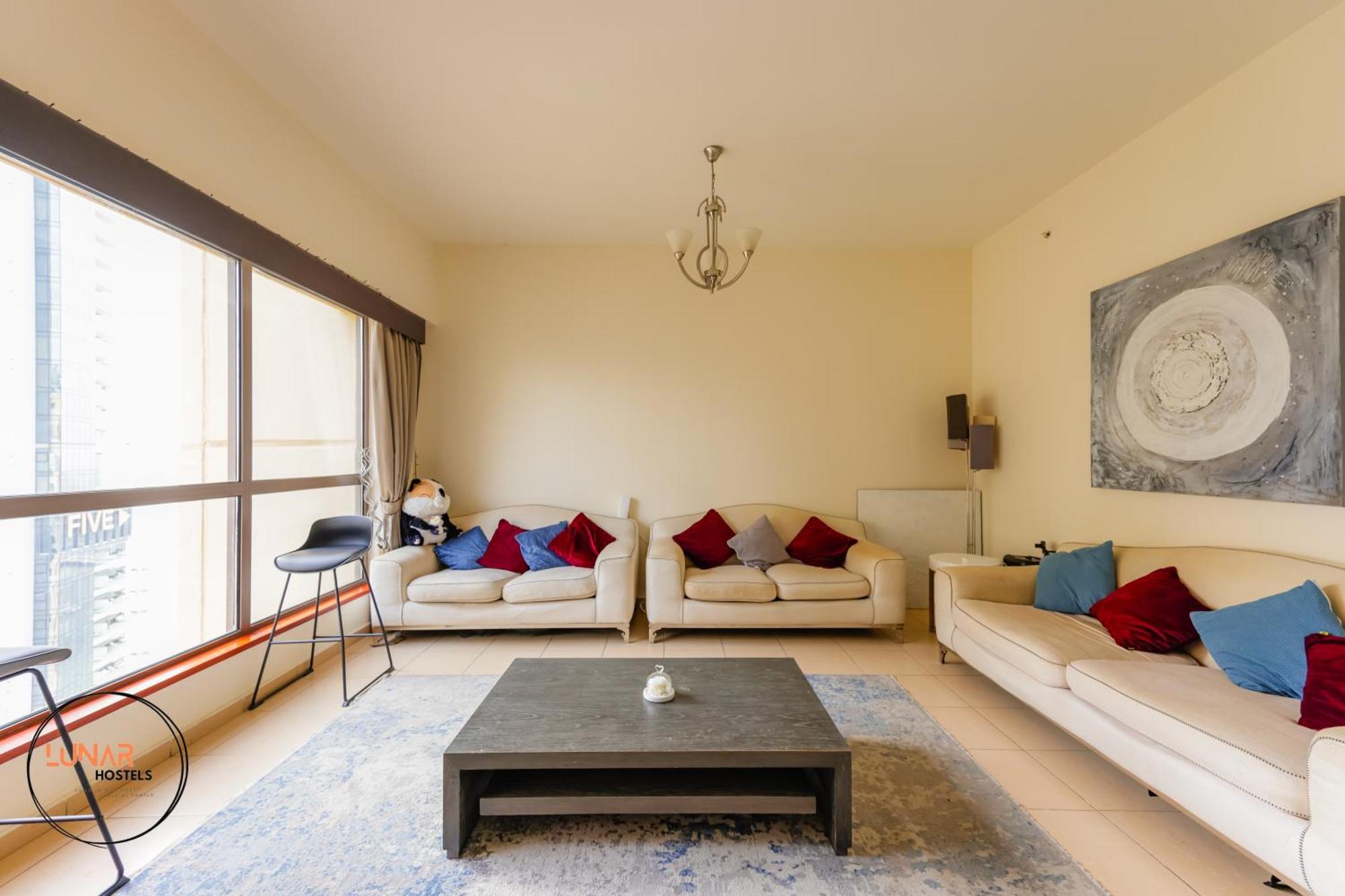 Lunar Cozy Hostel - Jbr 두바이 외부 사진