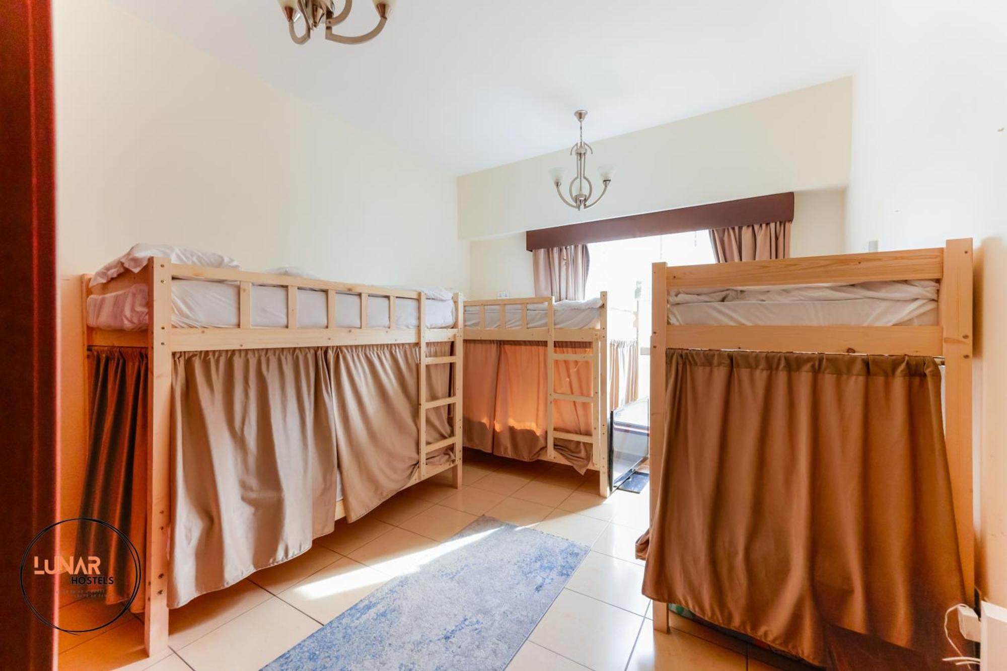 Lunar Cozy Hostel - Jbr 두바이 외부 사진